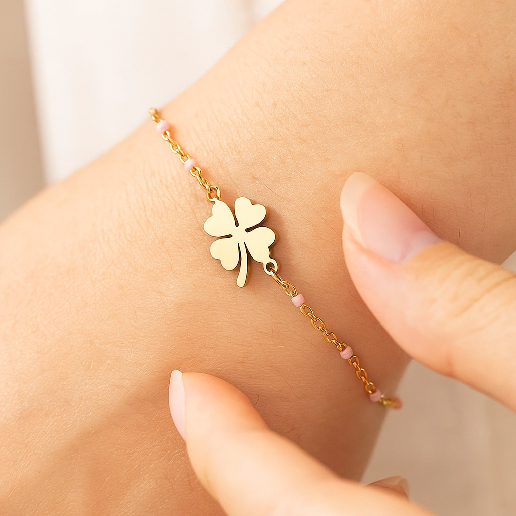 Stainless Steel Armband met Klavertje Vier en licht roze Accenten